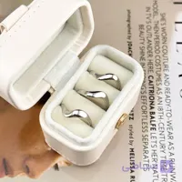 انگشتر نقره‌ای ژوپینگ طرح منحنی موج