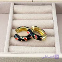 گوشواره حلقه‌ای میناکاری صورتی و طلایی با طرح انتزاعی
