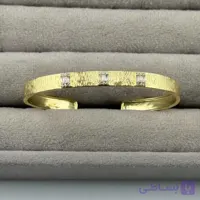 دستبند طلایی نگین‌دار زنانه