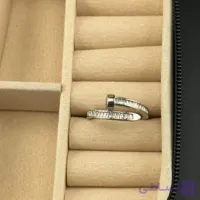 انگشتر طرح میخ جواهری (Nail Ring)