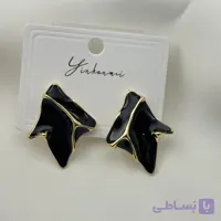 گوشواره طرح موج مشکی با فریم طلایی