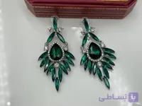 گوشواره طرح جواهر با نگین های سبز