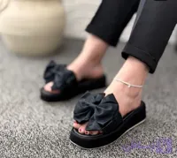 صندل زنانه مدل پاپیونی