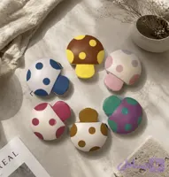 پک نگهداری لنز طرح قارچی