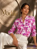 شومیز نخی زنانه گلدار مدل یقه کلاسیک