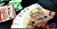 پنجاه یورویی مشابه درطرح رنگ و ابعاد استاندارد