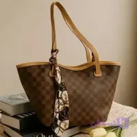 کیف زنانه چرم مصنوعی با بند بلند