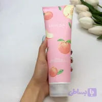 اسکراب نمک بدن هلو مناسب انواع پوست حجم ۲۵۰ میلی‌لیتر
