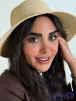 قهوه ای تیره با بزرگنمایی