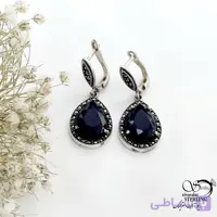 گوشواره نقره سیاه قلم مدل اشکی سنگ طرح یاقوت کبود کد 21581