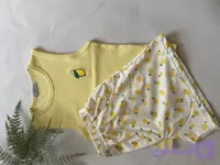 کراپ و شورتک زنانه تابستانه با پارچه تنفس پذیر و سبک