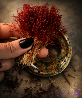 زعفران دخترپیچ(دسته) یک مثقالی 4.6 گرم