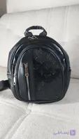 کوله‌پشتی شیک و کاربردی با طرح الهام‌گرفته از دیور