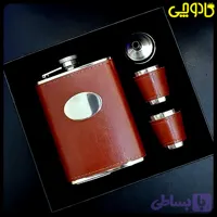 ست هیپ فلاسک (قمقمه جیبی ) استیل با روکش چرمی پلاک دارهمراه با دوشات
