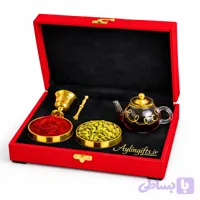 پک هدیه لوکس زعفران و هل آیلین گیفت – جعبه مربع مخمل قرمز با اکسسوری طلایی