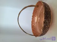 سبد دسته دار مسی با گلبرگ های زیبا