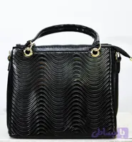 کیف زنانه ورنی براق طرح موجدار 110