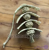 اسباب بازی حصیری آویزی خرگوش و طوطی مدل ریسه‌ی جارویی حصیری
