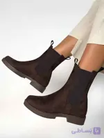 ⁨ نیم بوت مانا