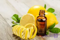 اسانس خوراکی لیمو خارجی اصل ۱۰۰۰میلی لیتر