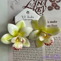 گوشواره لیلیوم