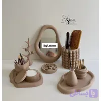 نظم دهنده میزآرایشی با آینه دفرمه و با رنگ نسکافه ای انتخابی متفاوت