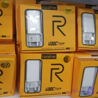 شارژرrealme نوع کابل تایپ سی طول کابل یک متر فست شارژر 5v 4A رنگ سفید