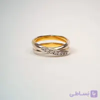 انگشتر نقره ظریف زنانه با فرم کراس و نگین‌کاری خطی درخشان وارداتی تک نسخه مخصوص خاص پسندان