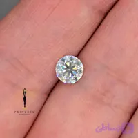 الماس طبیعی0/7قیراط