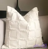 کوسن کتان مدل مربع برند نخ سفید رنگ شیری سایز 48*48