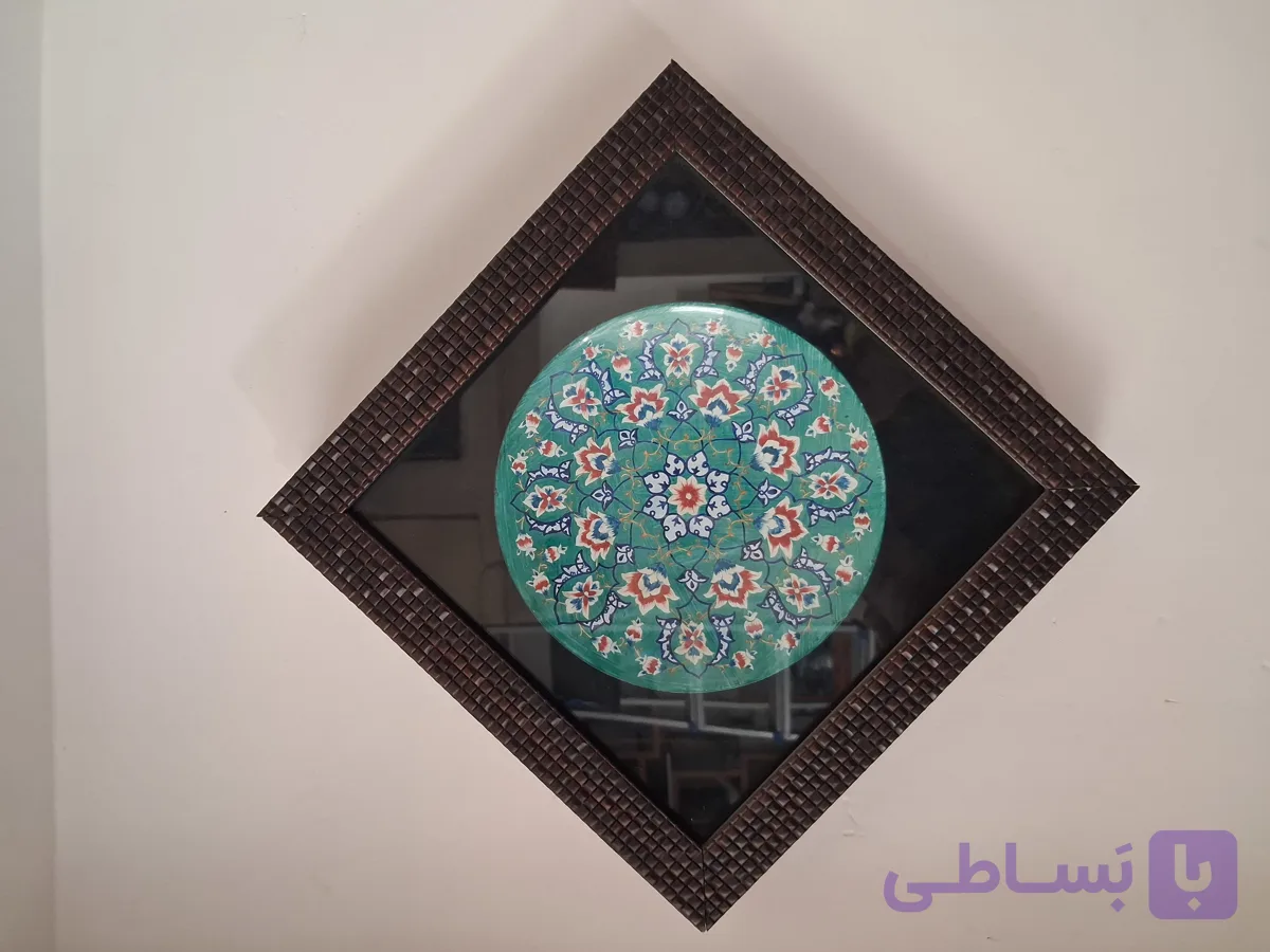 بشقاب ۱۶سانتی ساده با قاب پی وی سی