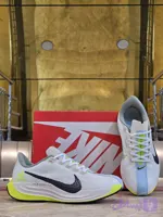 نایک پگاسوس پلاس | کفش رانینگ Nike Pegasus Plus