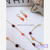 گوشواره عقیق کارنلین طبیعی با تراش مکعبی | سنگ عقیق با طراحی خاص و استیل رنگ ثابت کپی