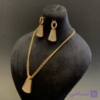 نیم ست استیل MC مشابه ژوپینگ با آبکاری طلا | نگین‌دار، رنگ ثابت، ضد حساسیت و گوشواره حلقه‌ای