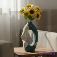 گلدان دکوری پیچ برند پردیس