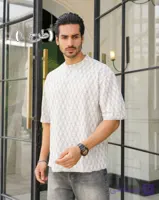 تیشرت یقه مردانه گرد طرح زنبوری عمده با ضمانت | خرید مستقیم از عمده‌فروشی کد ۲۱۰۶
