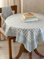 رومیزی و سفره ضدلک طرح چارخانه پیک نیکی