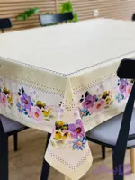 رومیزی مخمل شانل ضدلک گل آبرنگی