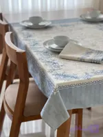 رومیزی و سفره ضدلک طرح گلدوزی