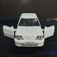 ماشین اسباب‌بازی مدل پراید 111 ساده با درهای بازشو