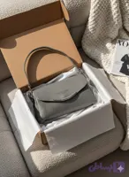 کیف وارداتی کد ۹۳