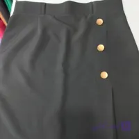 دامن کوتاه دکمه طلایی کمربند دار مازراتی