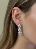 گوشواره آویز سیلور طرح گل