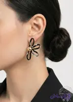 گوشواره گل