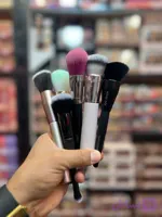 براش رژگونه پرپشت