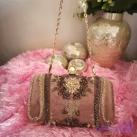 کیف زنانه مجلسی کیف دست ساز کیف مخمل رنگ گلبهی کیف منجوق دوزی شده