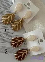 گوشواره طرح سنگ - بدلیجات و اکسسوری زیباکس
