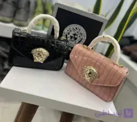 کیف دخترانه مجلسی دستی و دوشی طرح ورساج