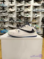 کفش ورزشی نایک ترویس (Nike Trovis) | رویه چرم مصنوعی وارداتی با زیره لاستیکی ضد بو