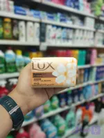 صابون لوکس با رایحه گل یاس مدل Radiant Skin